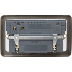 Click DPMB586BK Skt 2G Swd & USB 13A
