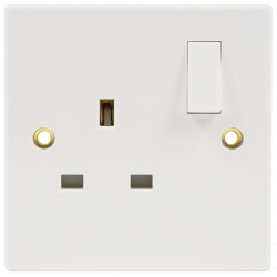 1G SWITCHED SOCKET WHITE MOULDED ARCTIC EDGE
